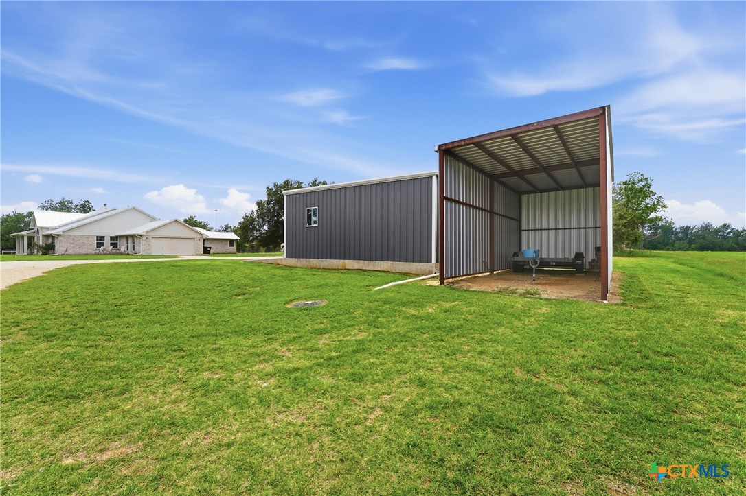 Seguin, Texas, 78155, United States, 5 Bedrooms Bedrooms, ,3 BathroomsBathrooms,Residential,For Sale,2049422