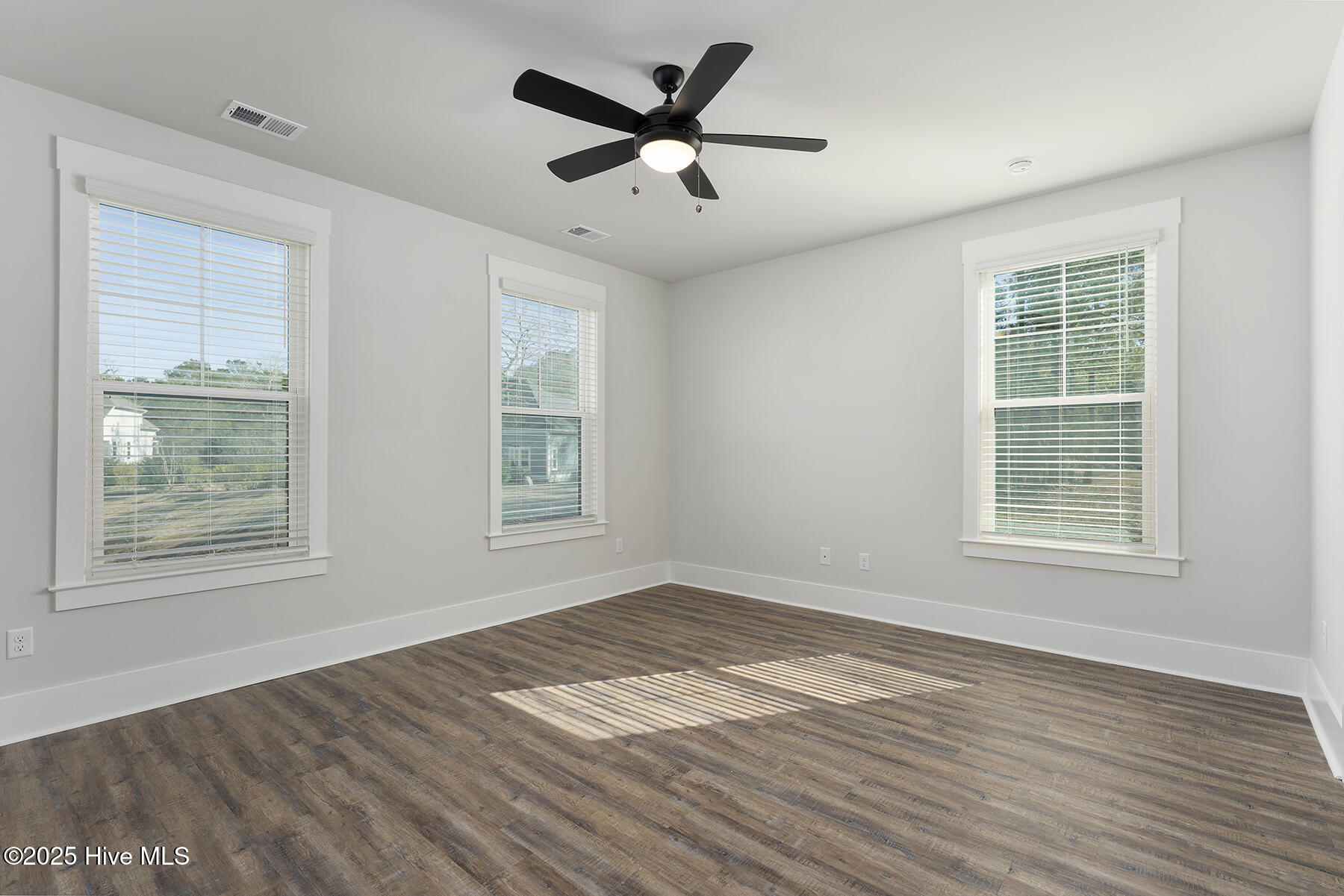 Bolivia, North Carolina, 28422, United States, 4 Bedrooms Bedrooms, ,3 BathroomsBathrooms,Residential,For Sale,1805184