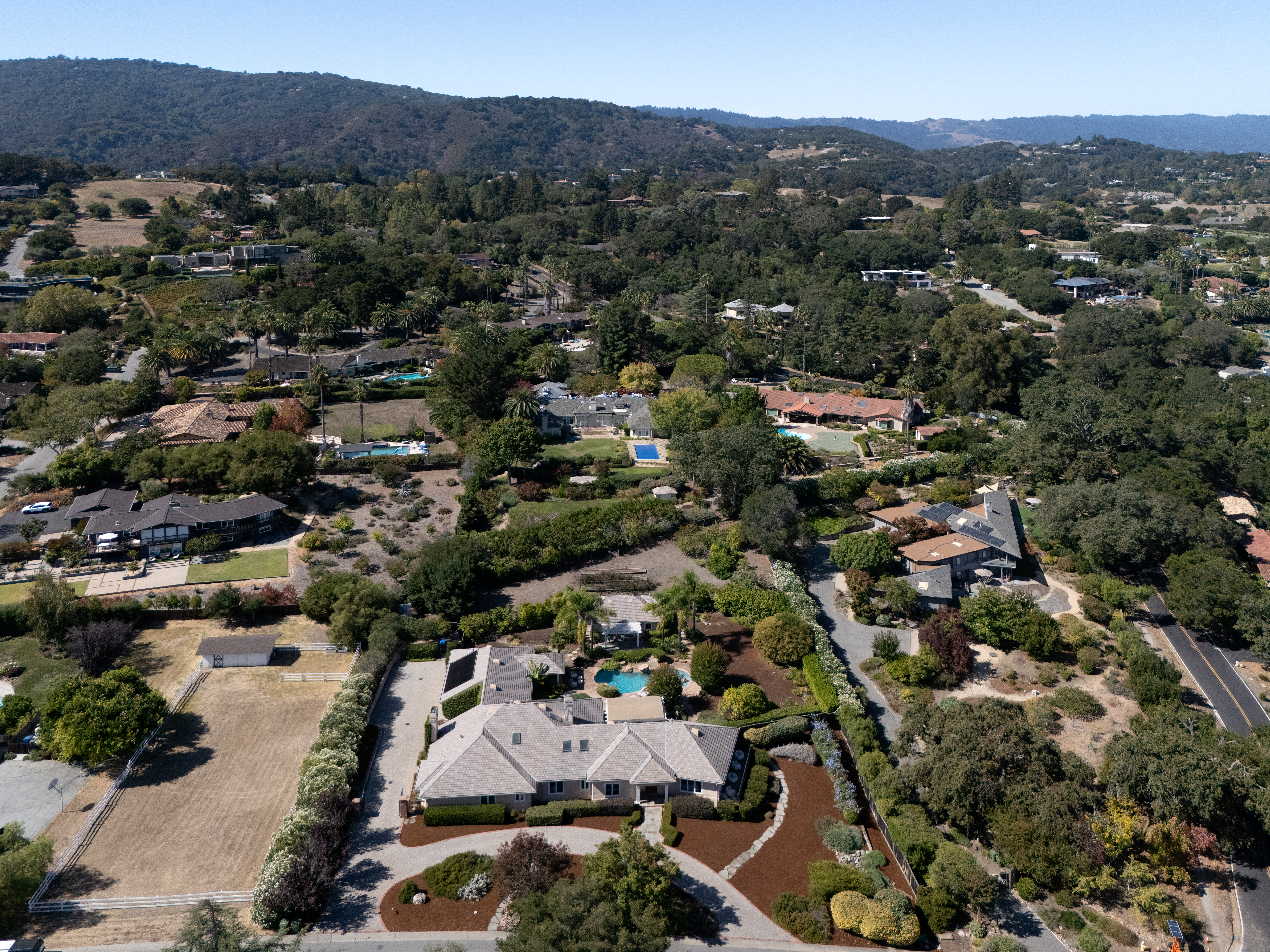  A Private Los Altos Hills Retreat, Designed for Living - 物件實景