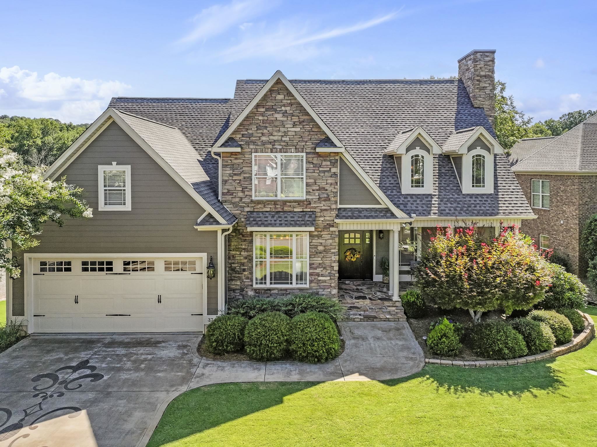 Inman, South Carolina, 29349, United States, 4 Bedrooms Bedrooms, ,3 BathroomsBathrooms,Residential,For Sale,1926487