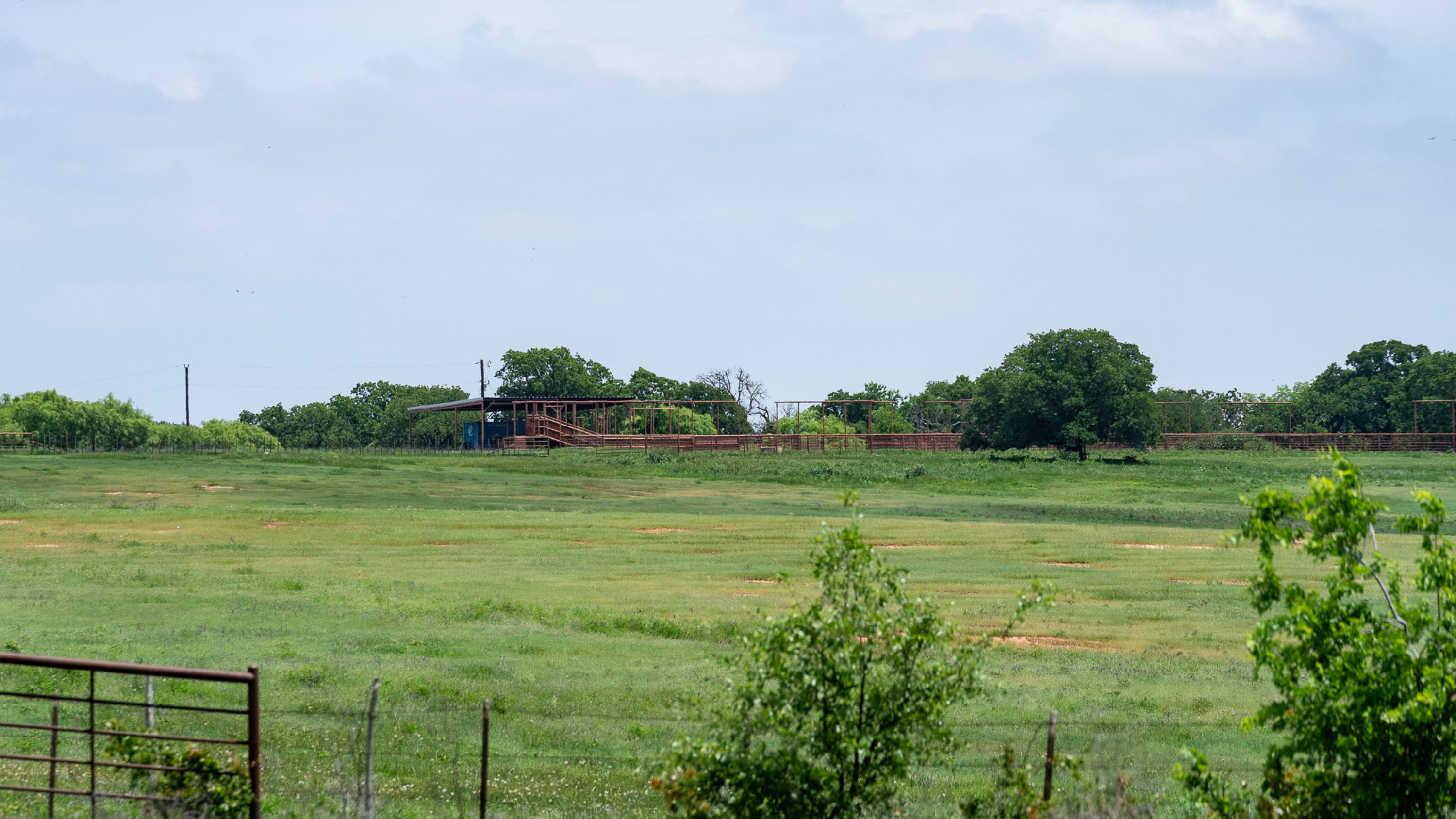  Rolling Oaks Ranch - 物件實景