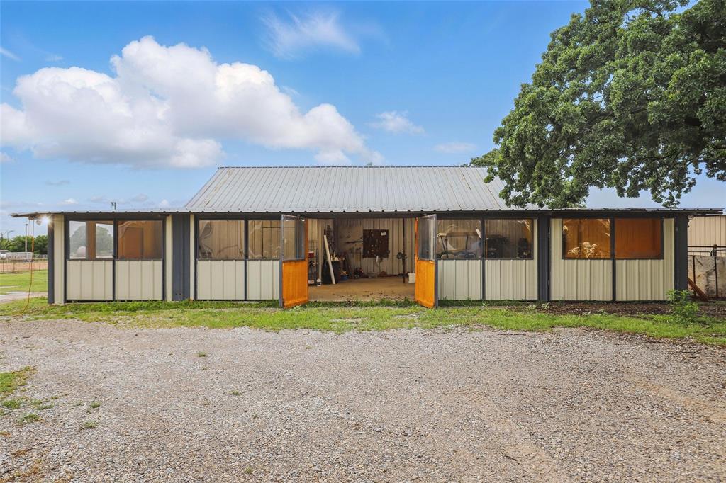 Weatherford, Texas, 76087, United States, 4 Bedrooms Bedrooms, ,3 BathroomsBathrooms,Residential,For Sale,1787575