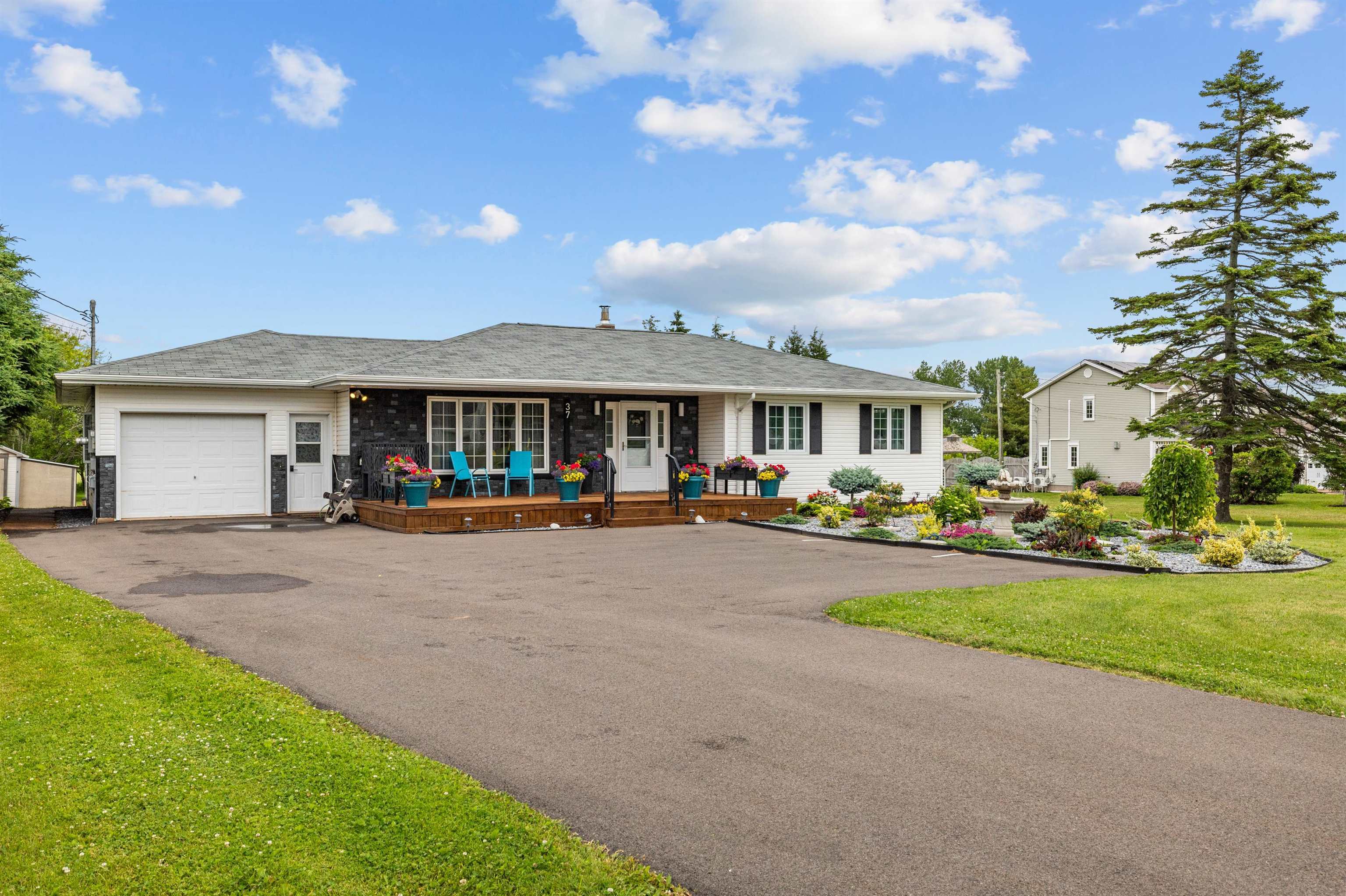 MISCOUCHE, Prince Edward Island, C0B 1T0, CA, 3 Bedrooms Bedrooms, ,3 BathroomsBathrooms,Residential,For Sale,1885796