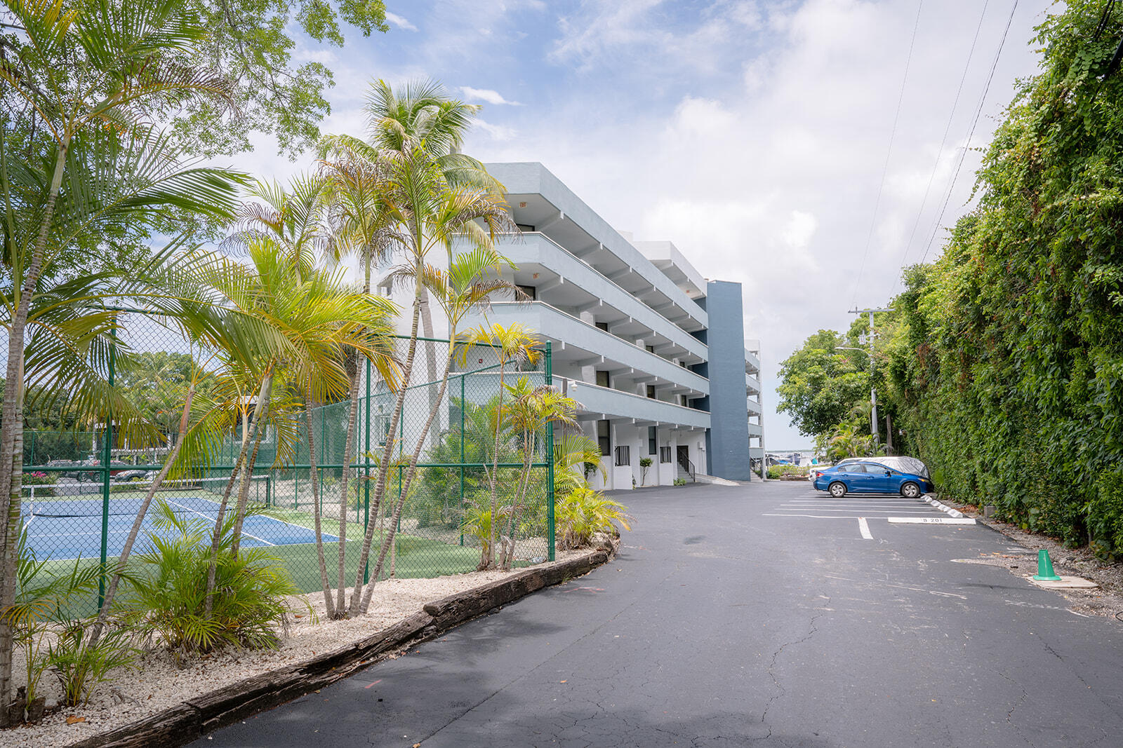 KEY LARGO, Florida, 33037, United States, 2 Bedrooms Bedrooms, ,2 BathroomsBathrooms,Residential,For Sale,1995585