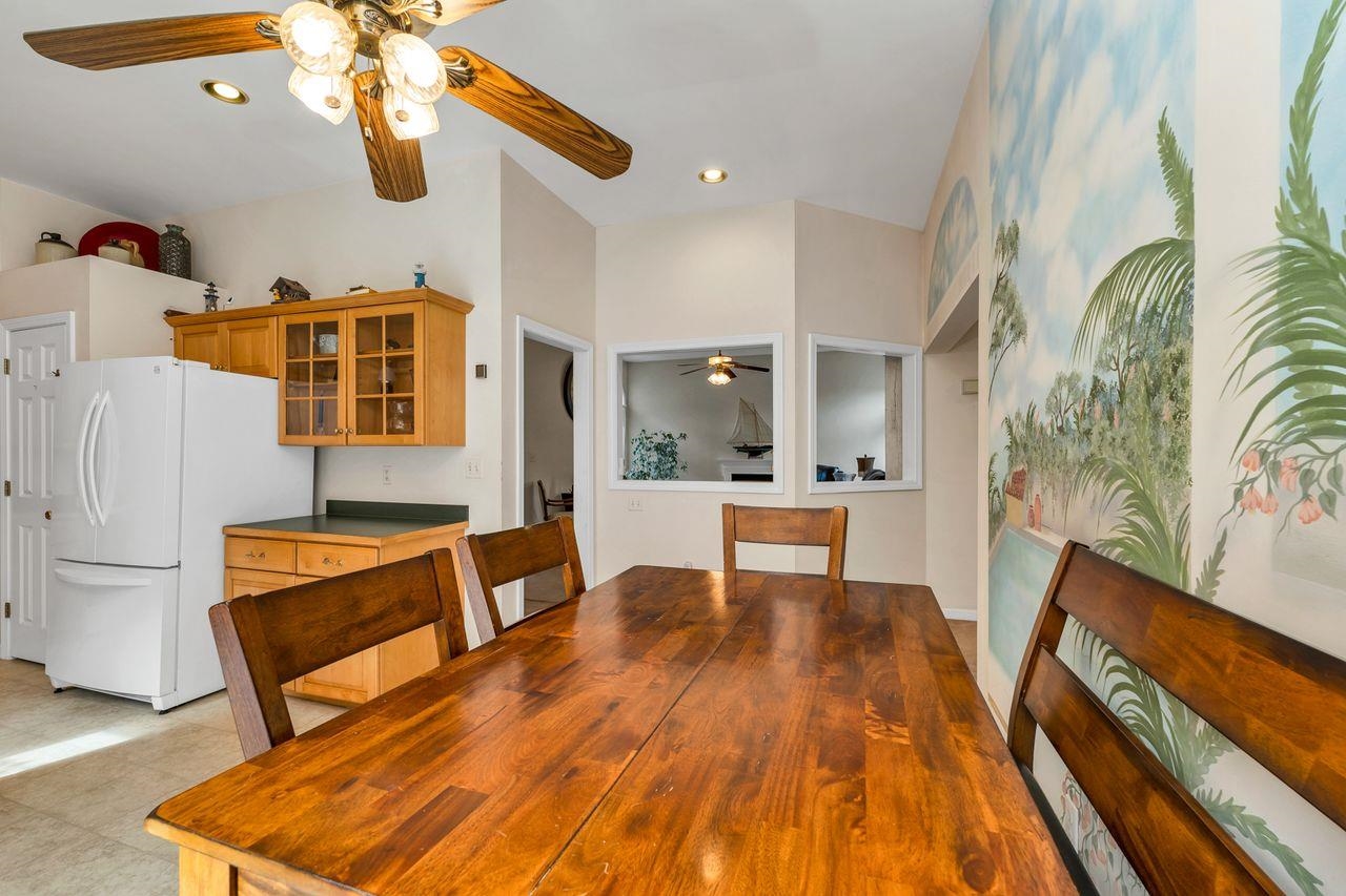 Seabrook, New Hampshire, 03874, United States, 3 Bedrooms Bedrooms, ,2 BathroomsBathrooms,Residential,For Sale,1986462