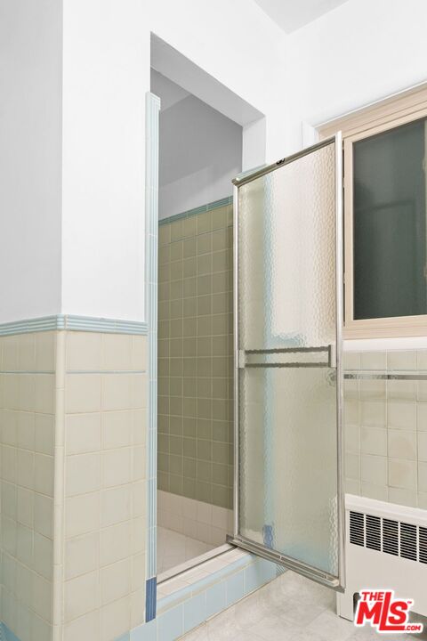 Los Angeles, California, 90049, United States, 1 Bedroom Bedrooms, ,1 BathroomBathrooms,Residential,For Sale,2003518