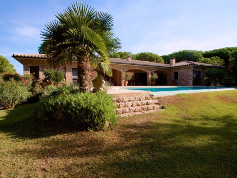Girona, Pals, Platja de Pals Girona, Pals, Platja, Pals, Catalonia, ES, 5 Bedrooms Bedrooms, ,4 BathroomsBathrooms,Residential,For Sale,Girona, Pals, Platja de Pals Girona, Pals, Platja ,1449115