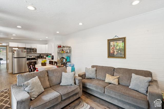 South Salt Lake, Utah, 84106, United States, 6 Bedrooms Bedrooms, ,2 BathroomsBathrooms,Residential,For Sale,1908025