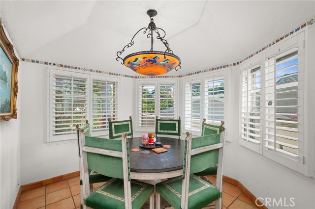 Los Angeles, California, 90064, United States, 6 Bedrooms Bedrooms, ,3 BathroomsBathrooms,Residential,For Sale,1878495
