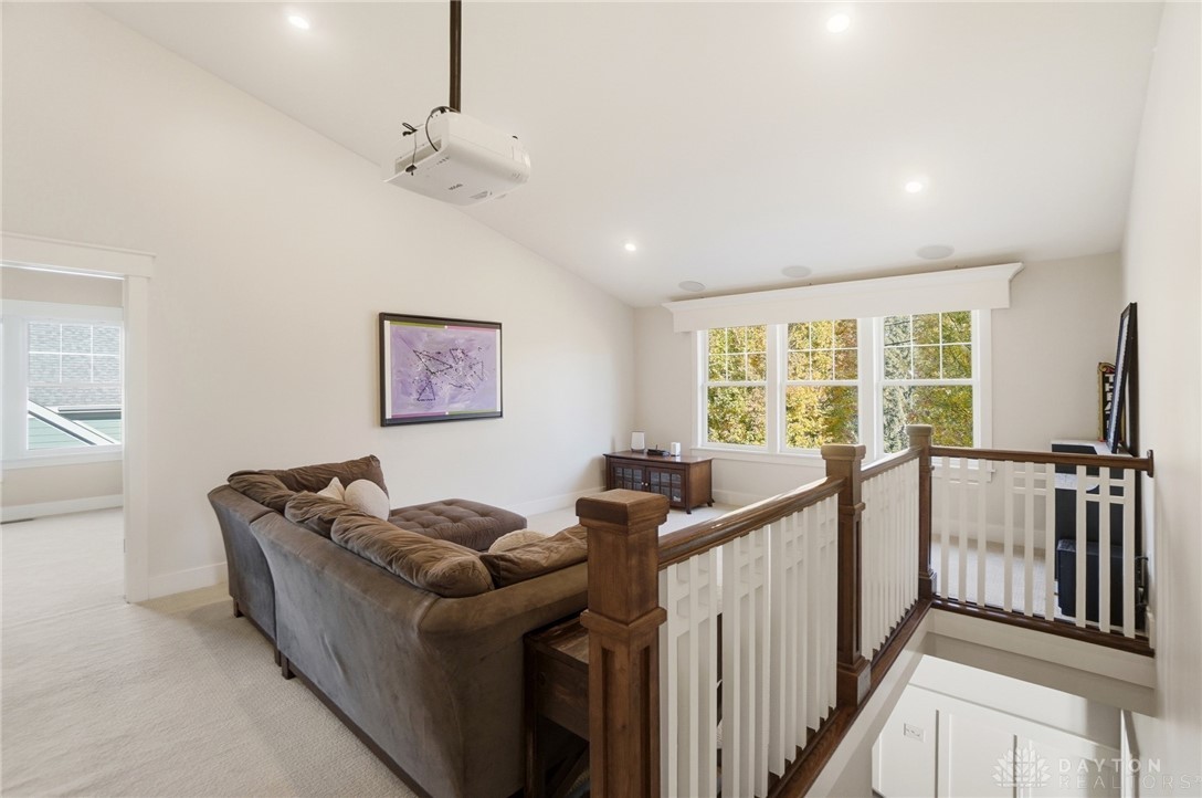 Oakwood, Ohio, 45409, United States, 3 Bedrooms Bedrooms, ,3 BathroomsBathrooms,Residential,For Sale,1991510