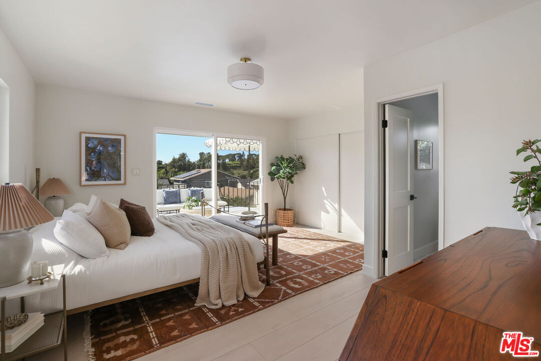 Los Angeles, California, 90065, United States, 4 Bedrooms Bedrooms, ,5 BathroomsBathrooms,Residential,For Sale,2002070