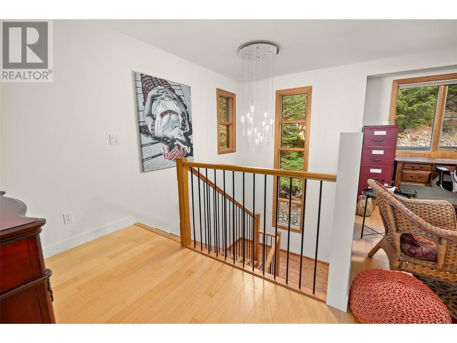 LAKE COUNTRY, British Columbia, V4V 1B3, CA, 5 Bedrooms Bedrooms, ,4 BathroomsBathrooms,Residential,For Sale,1838112
