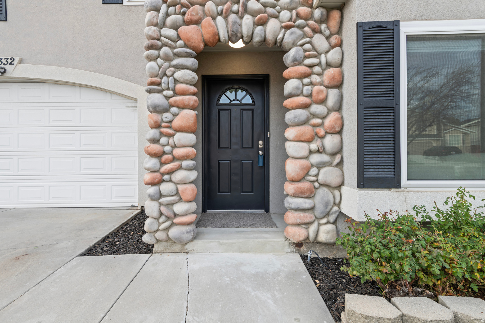 Sandy, Utah, 84070, United States, 3 Bedrooms Bedrooms, ,3 BathroomsBathrooms,Residential,For Sale,1996029