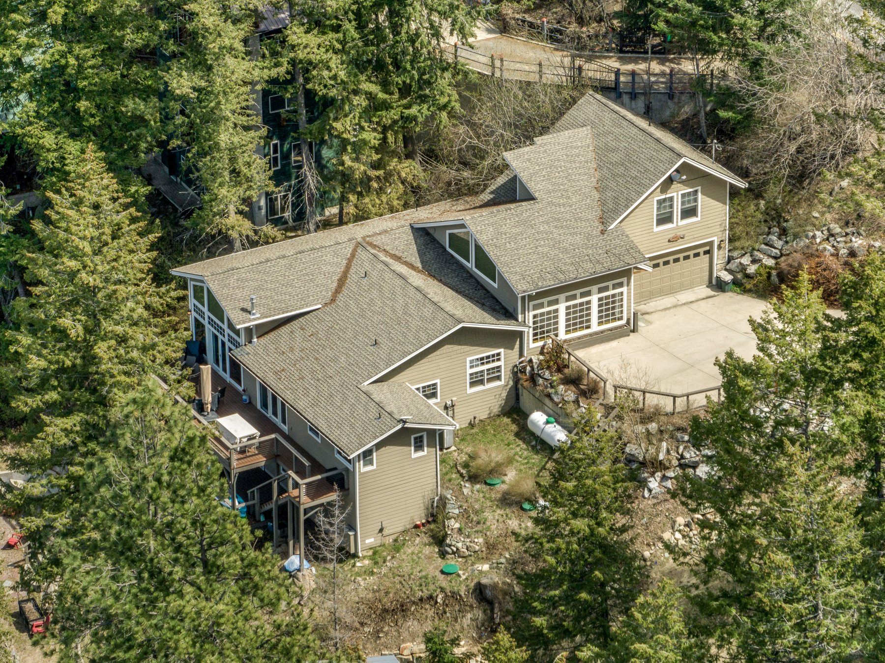 Sagle, Idaho, 83860, United States, 5 Bedrooms Bedrooms, ,6 BathroomsBathrooms,Residential,For Sale,1978919