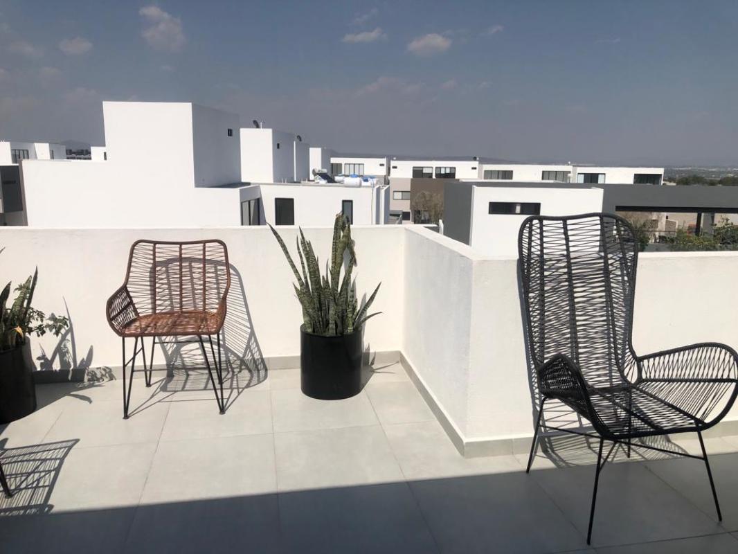 El Marqués, Querétaro, 76269, Mexico, 5 Bedrooms Bedrooms, ,4 BathroomsBathrooms,Residential,For Sale,1699127