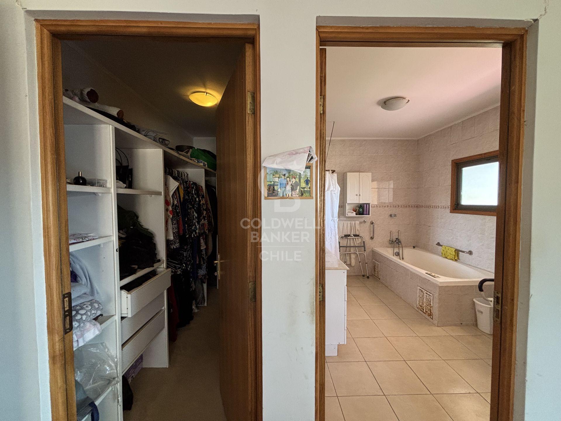 María Pinto, Chile, 4 Bedrooms Bedrooms, ,4 BathroomsBathrooms,Residential,For Sale,1684507