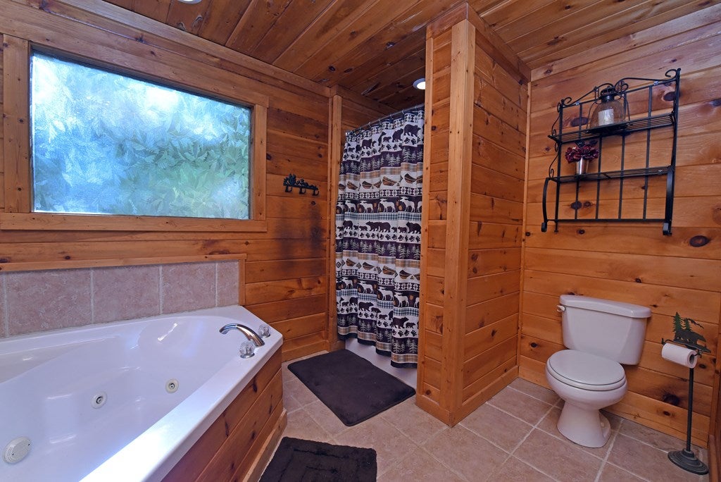 Suches, Georgia, 30572, United States, 3 Bedrooms Bedrooms, ,3 BathroomsBathrooms,Residential,For Sale,1877290