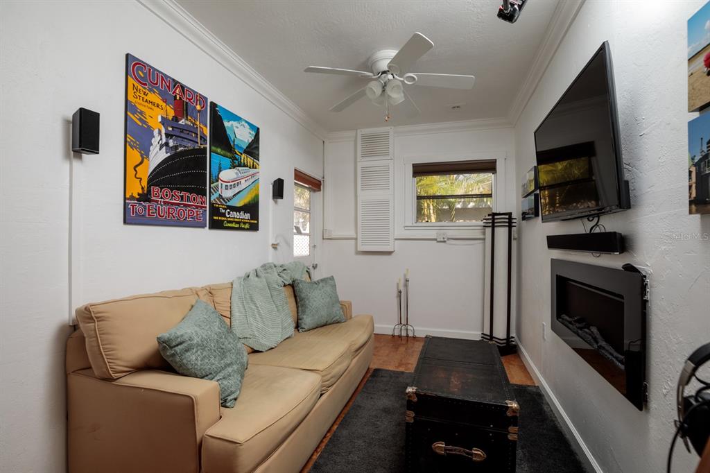 St Petersburg, Florida, 33705, United States, 3 Bedrooms Bedrooms, ,4 BathroomsBathrooms,Residential,For Sale,1793107
