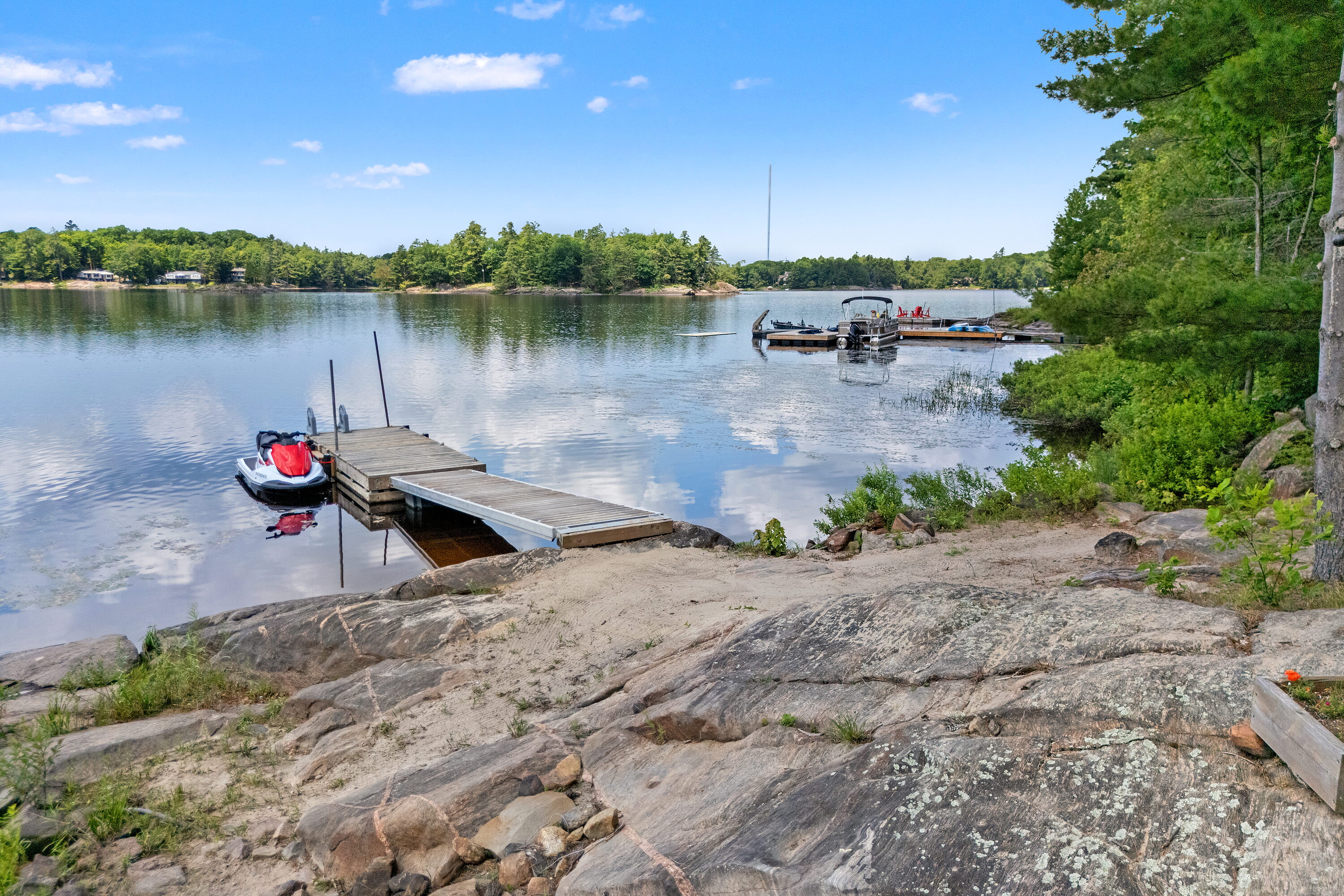  Gibson Lake Family Cottage - 物件實景