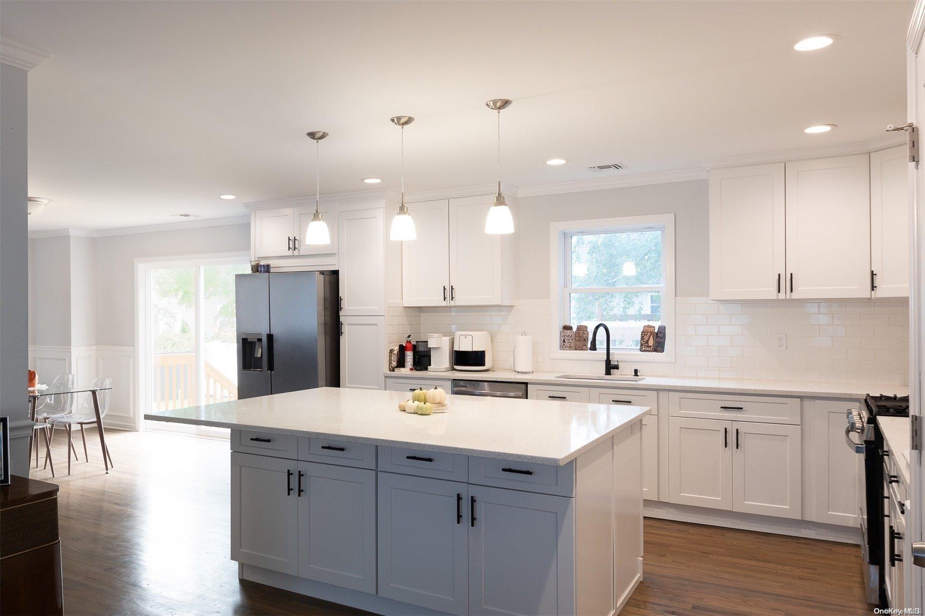 8 Narcissus Road W, Mastic Beach, New York, 11951, United States, 4 Bedrooms Bedrooms, ,3 BathroomsBathrooms,Residential,For Sale,8 Narcissus Road W,1659609