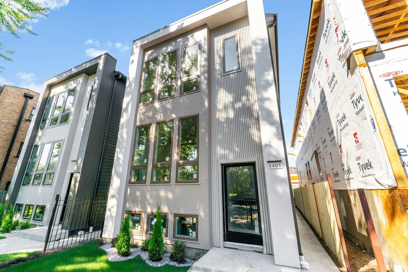 Chicago, Illinois, 60637, United States, 6 Bedrooms Bedrooms, ,Residential,For Sale,1938813