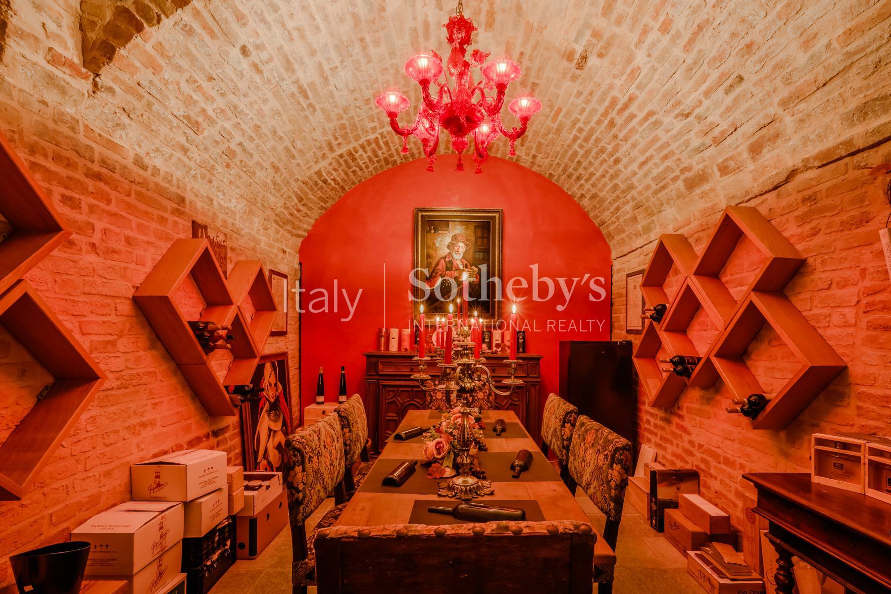  Splendid residence with swimming pool in the centre of Cherasco - 物件實景
