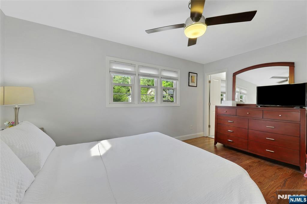 River Edge, New Jersey, 07661, United States, 4 Bedrooms Bedrooms, ,3 BathroomsBathrooms,Residential,For Sale,1988189