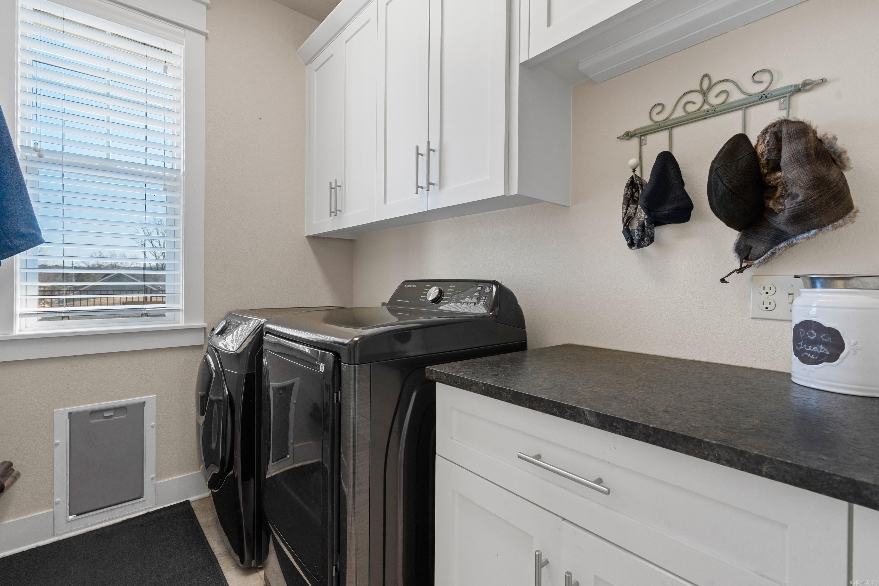 Hot Springs, Arkansas, 71913, United States, 4 Bedrooms Bedrooms, ,4 BathroomsBathrooms,Residential,For Sale,2019314