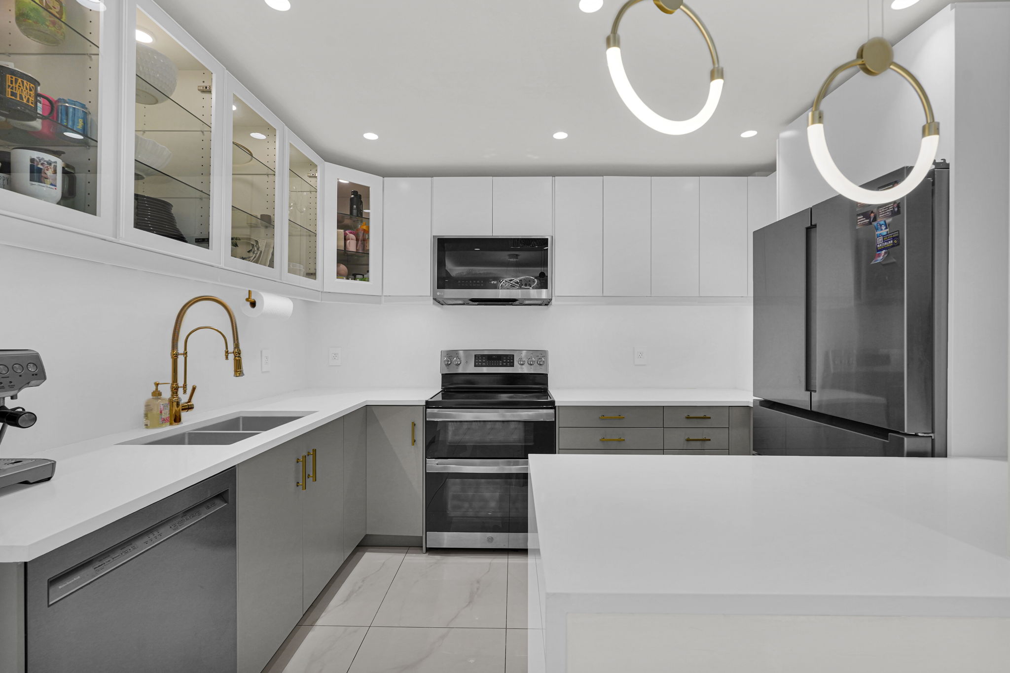  9721 E Bay Harbor Dr, Bay Harbor Islands, FL, 33154 - 物件實景