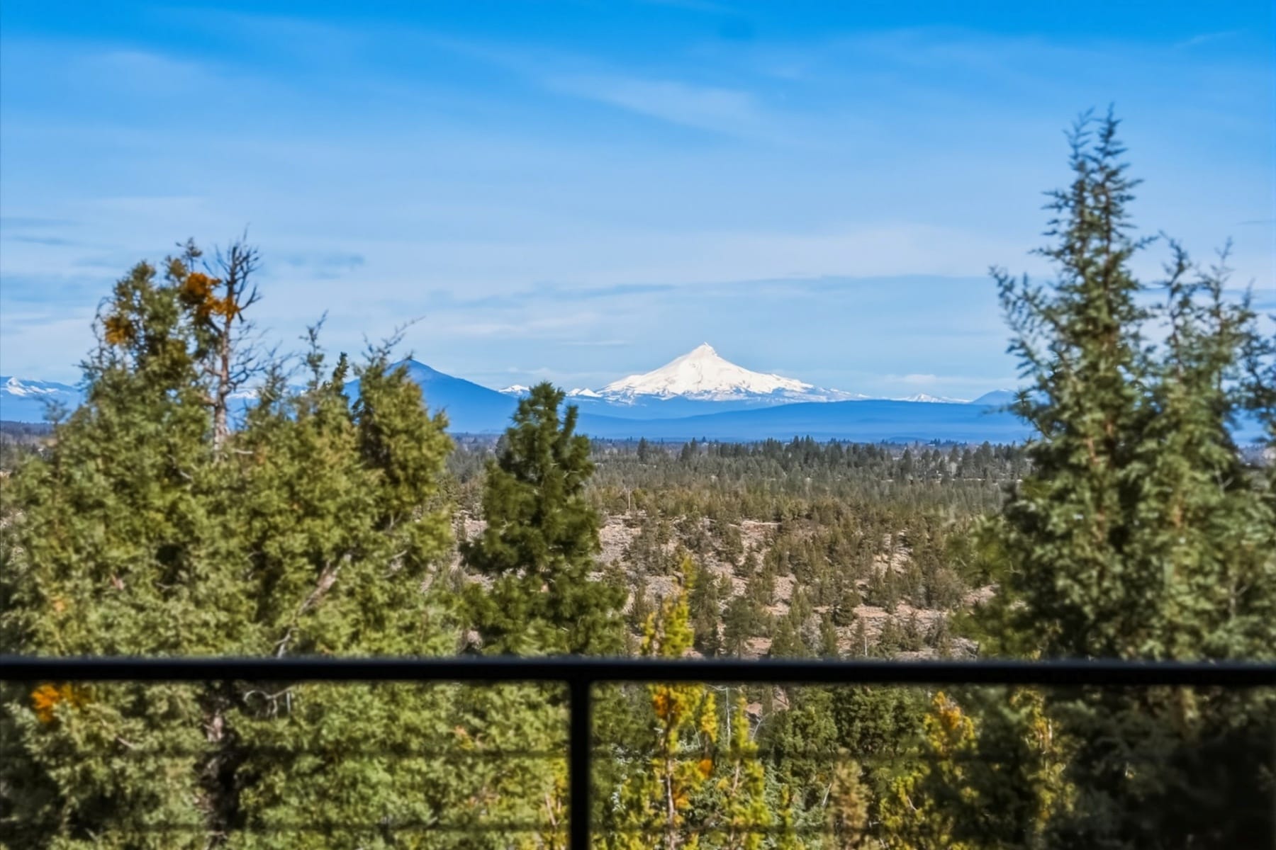  3487 NW Greenleaf Way Bend, OR 97703 - 物件實景