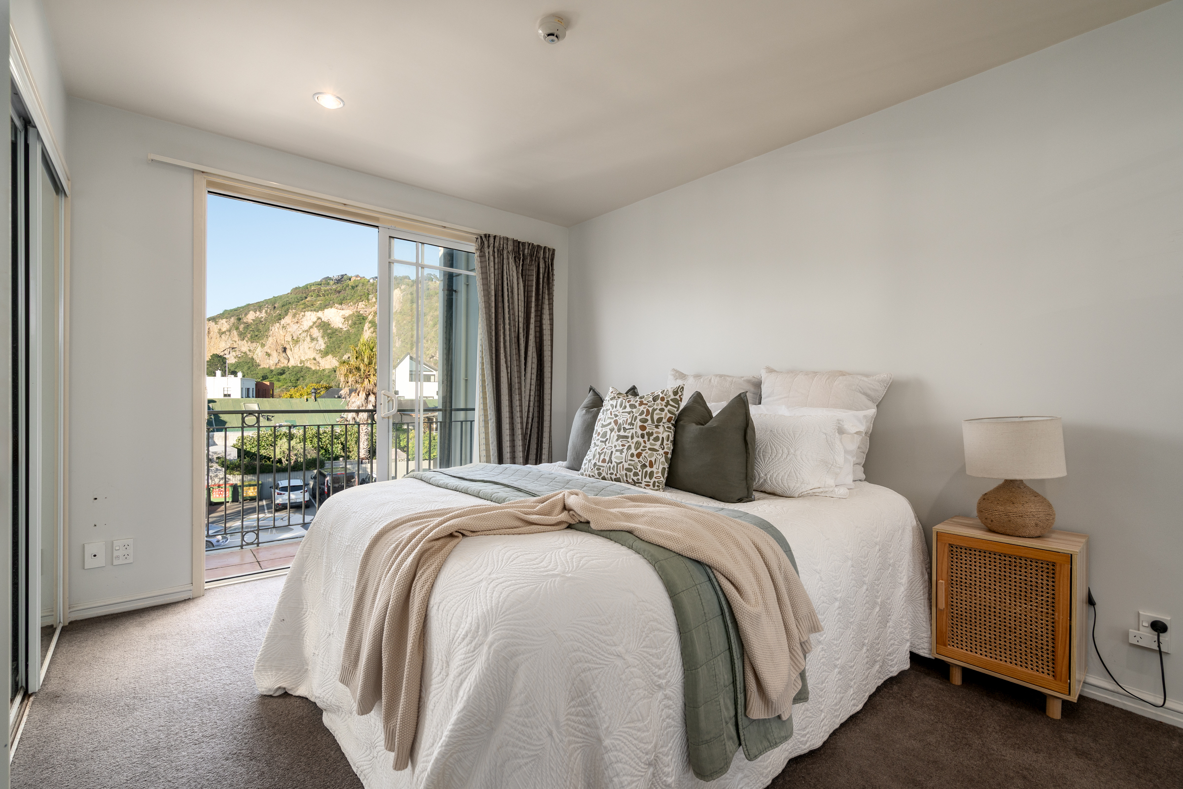  Sea Views, Sun and a Clear Instruction to Sell - 物件實景