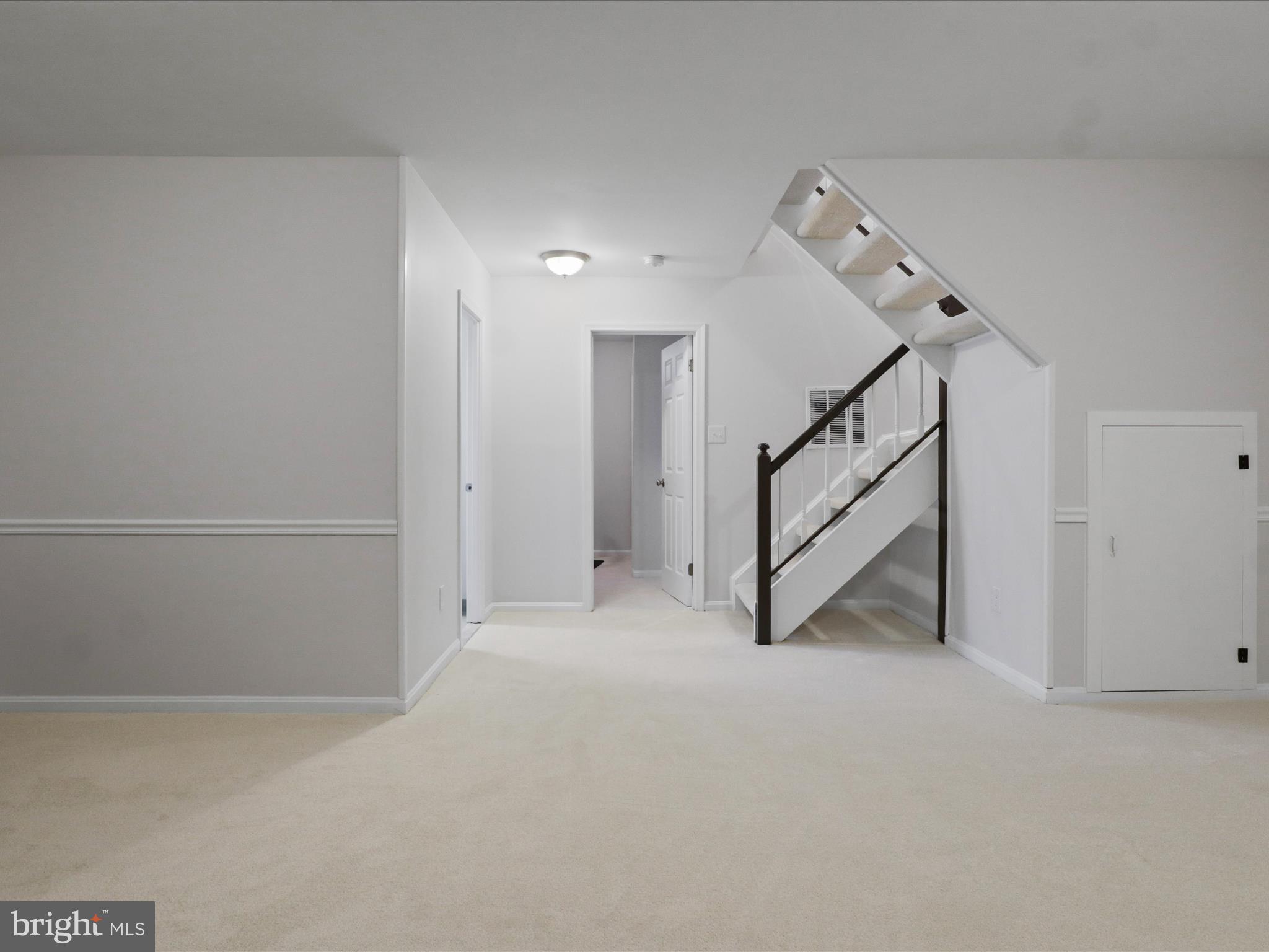 Arlington, Virginia, 22205, United States, 3 Bedrooms Bedrooms, ,3 BathroomsBathrooms,Residential,For Sale,1943915