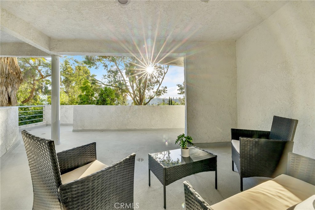 Woodland Hills, California, 91364, United States, 3 Bedrooms Bedrooms, ,3 BathroomsBathrooms,Residential,For Sale,1980470