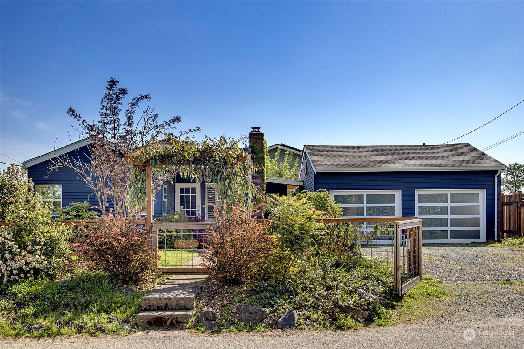 9018 4TH AVENUE S, SEATTLE, Washington, 98108, United States, 3 Bedrooms Bedrooms, ,3 BathroomsBathrooms,Residential,For Sale,9018 4TH AVENUE S,1434954