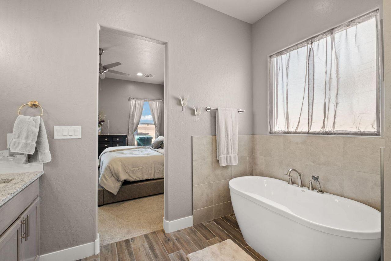 Rio Rancho, New Mexico, 87144, United States, 4 Bedrooms Bedrooms, ,3 BathroomsBathrooms,Residential,For Sale,1868478