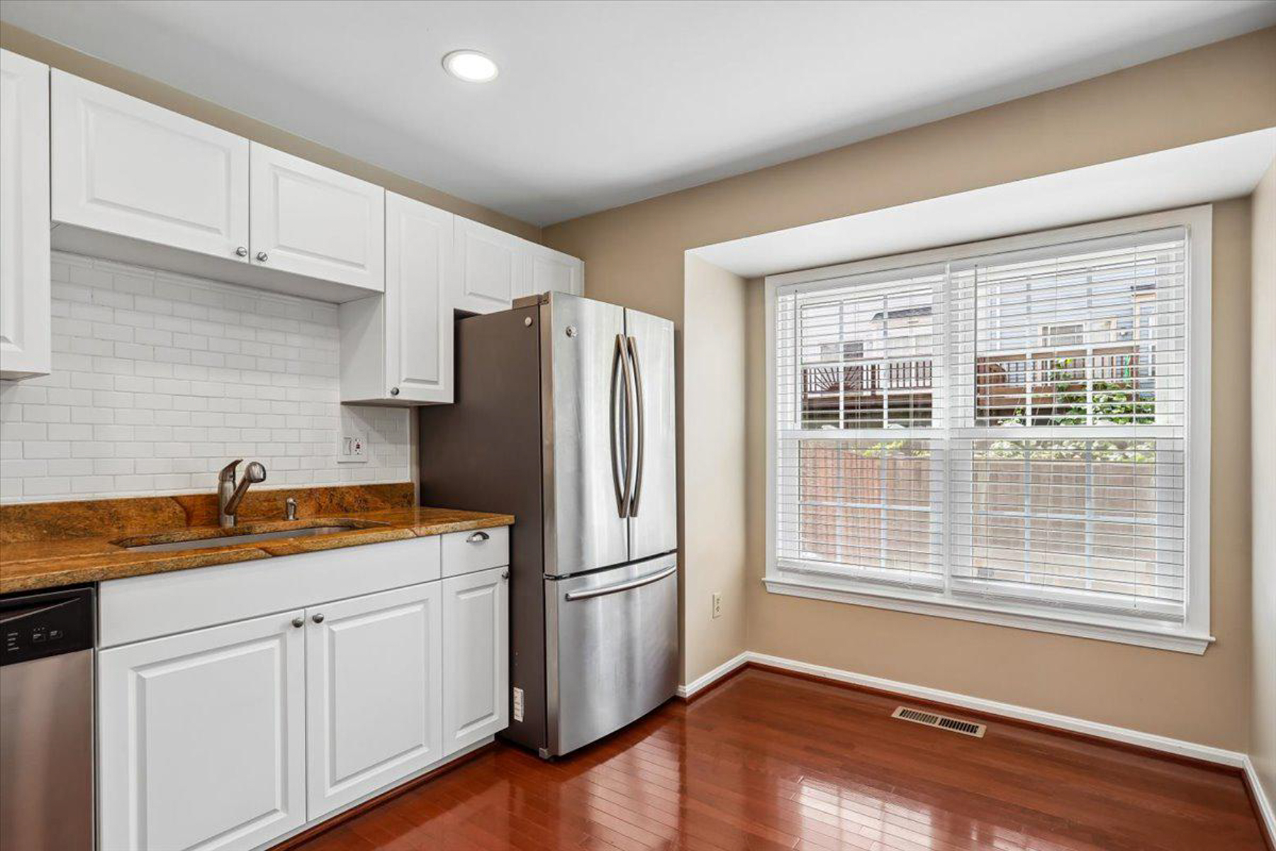  2984 Braxton Wood Court, Fairfax, VA, 22031 - 物件實景