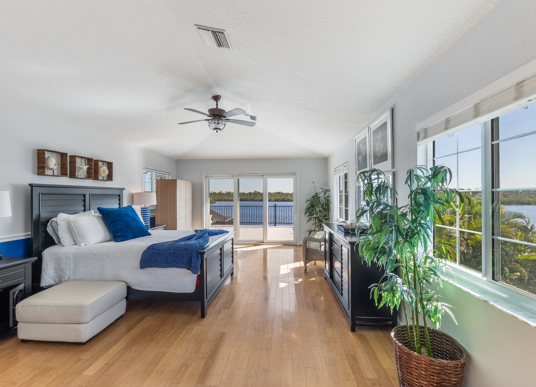  390 Coral Creek Drive - 物件實景