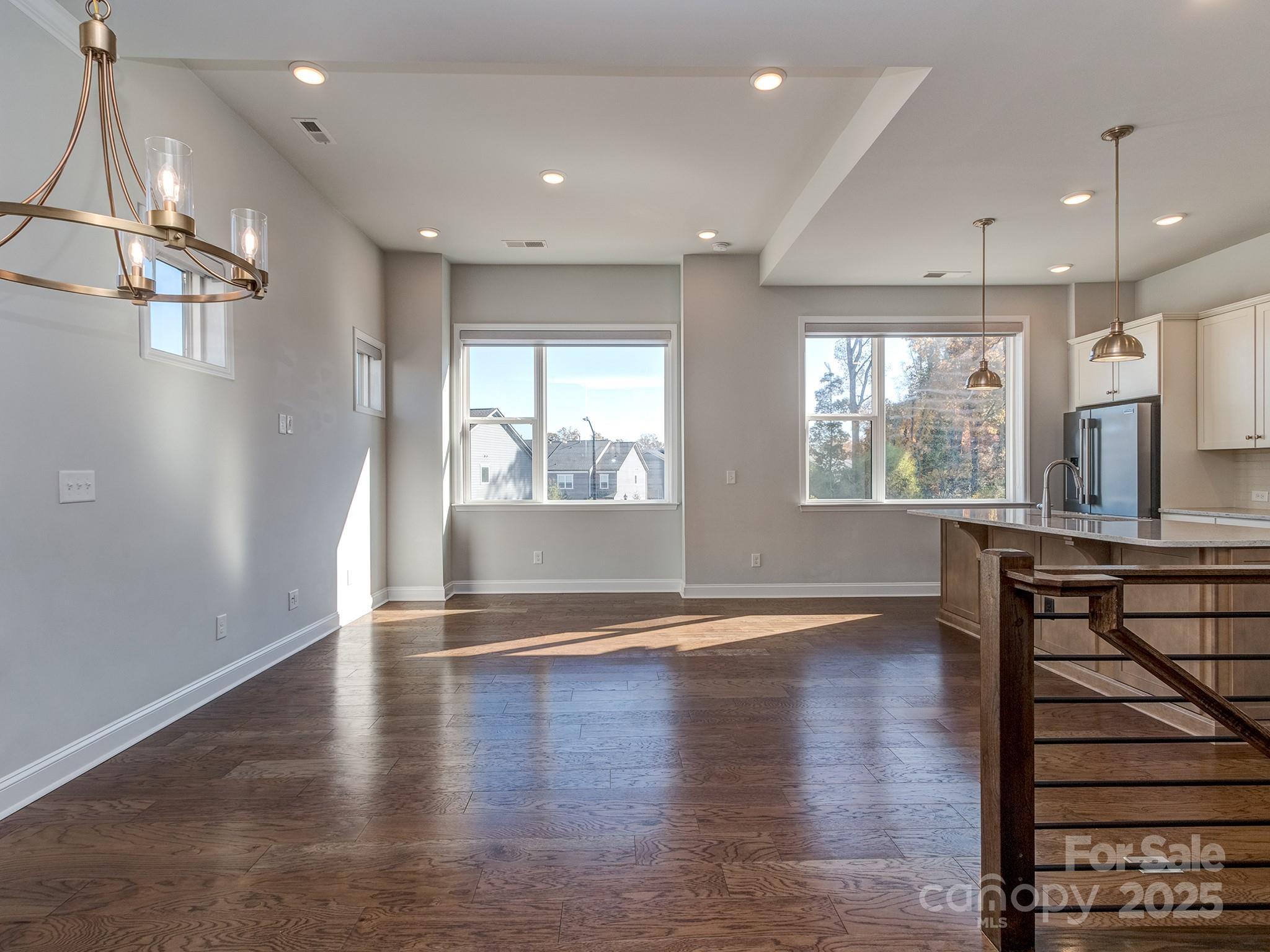 Charlotte, North Carolina, 28277, United States, 4 Bedrooms Bedrooms, ,4 BathroomsBathrooms,Residential,For Sale,1989428