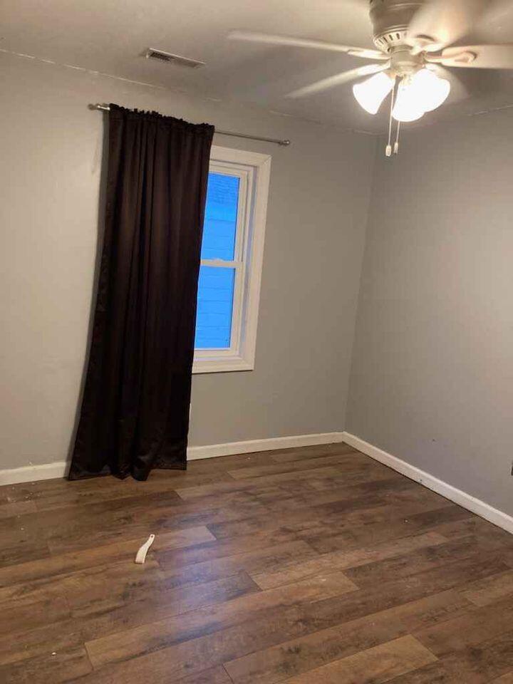 Charleston, South Carolina, 29403, United States, 4 Bedrooms Bedrooms, ,2 BathroomsBathrooms,Residential,For Sale,1977770