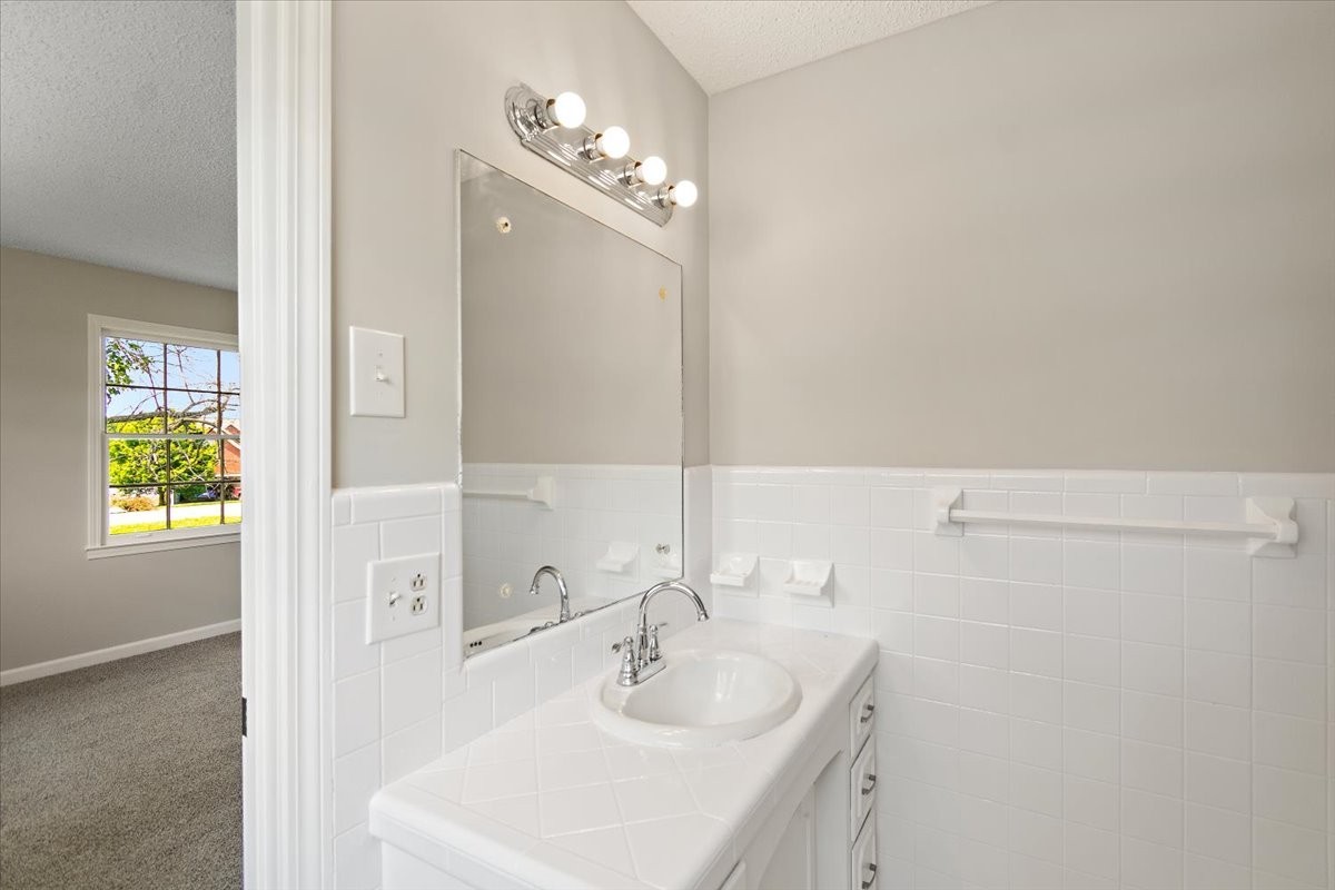 Lebanon, Tennessee, 37087, United States, 4 Bedrooms Bedrooms, ,3 BathroomsBathrooms,Residential,For Sale,1932803