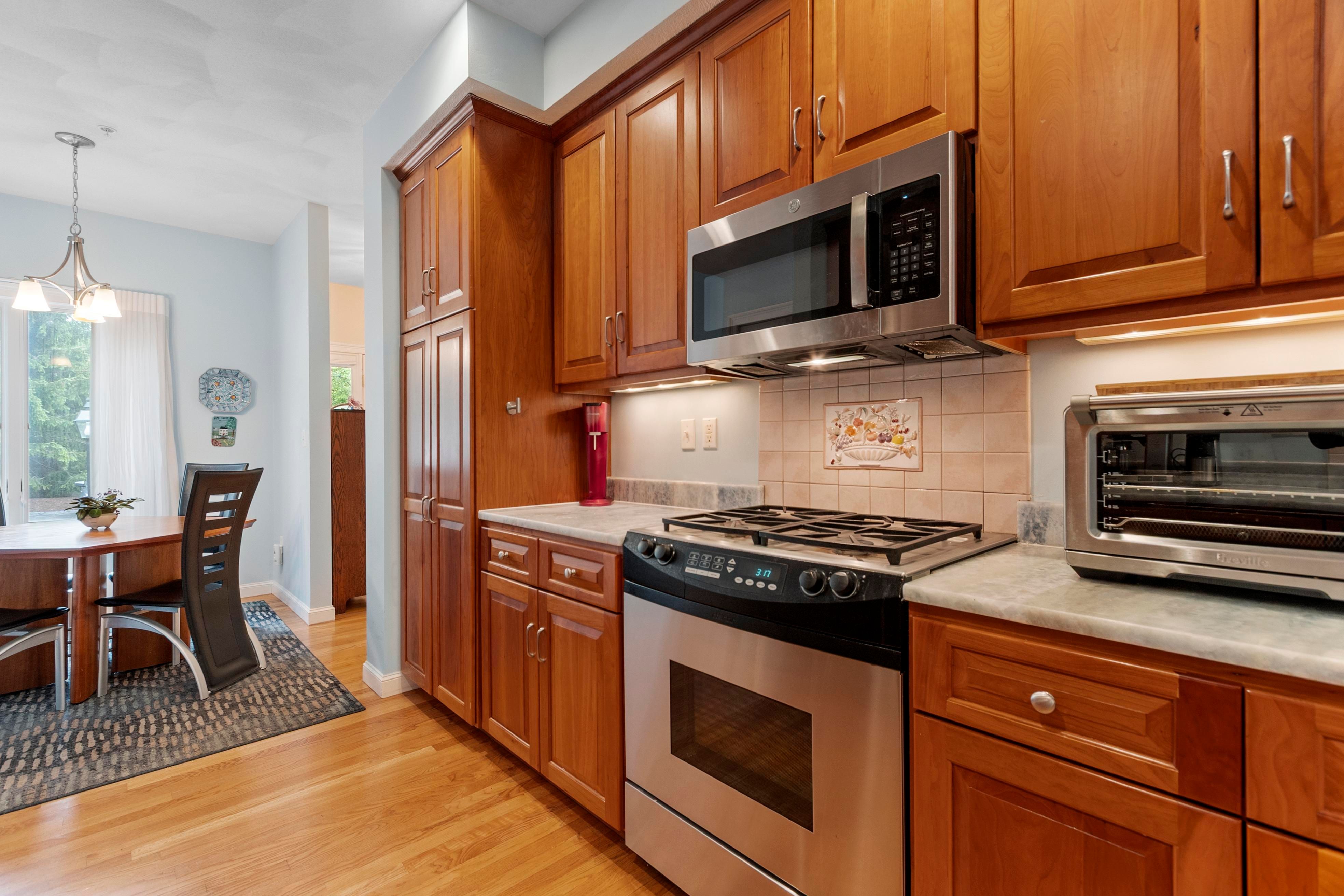  5 Vine Brook Way, Woburn, MA 01801 - 物件實景