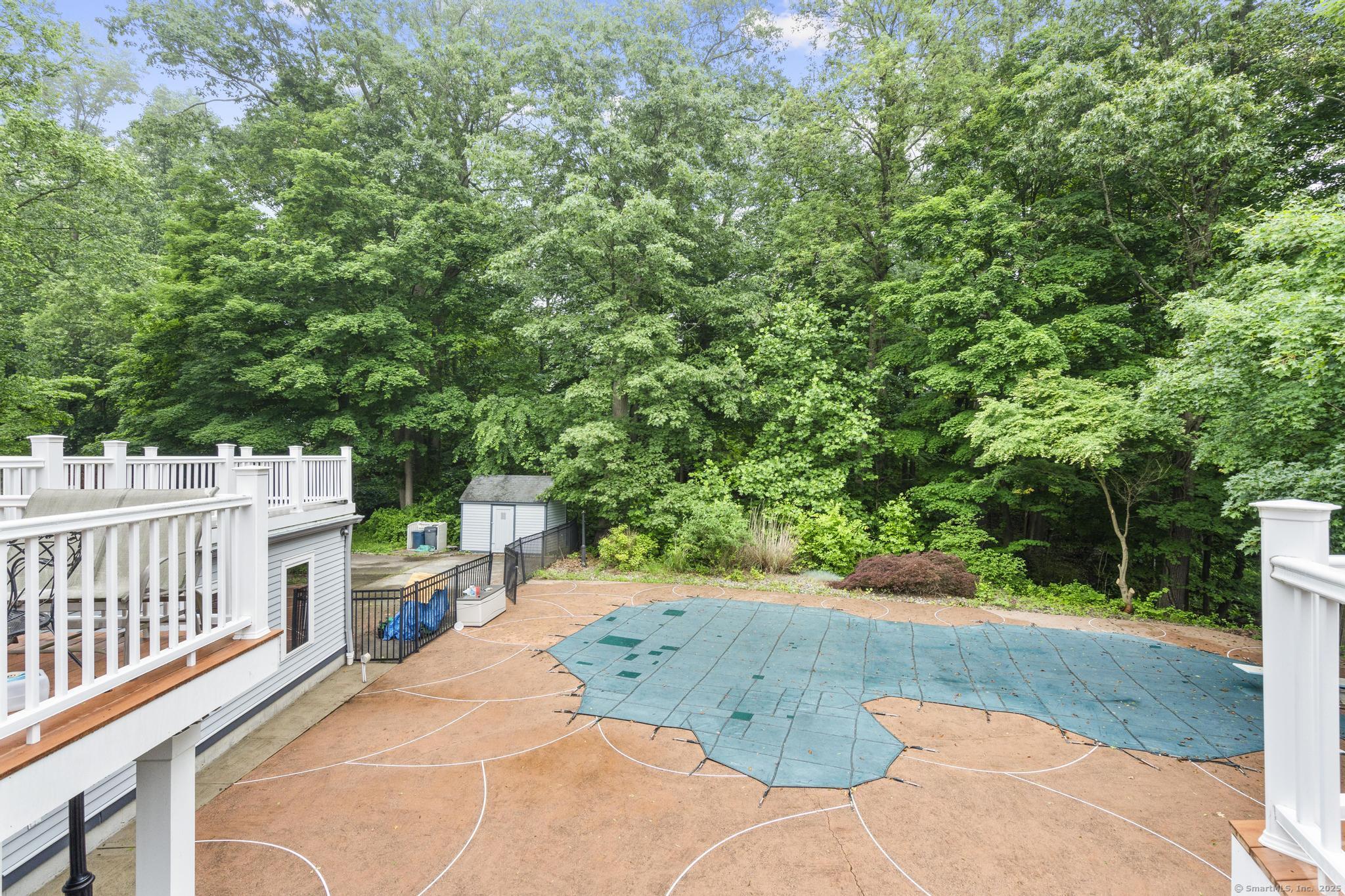 Orange, Connecticut, 06477, United States, 4 Bedrooms Bedrooms, ,8 BathroomsBathrooms,Residential,For Sale,1939481