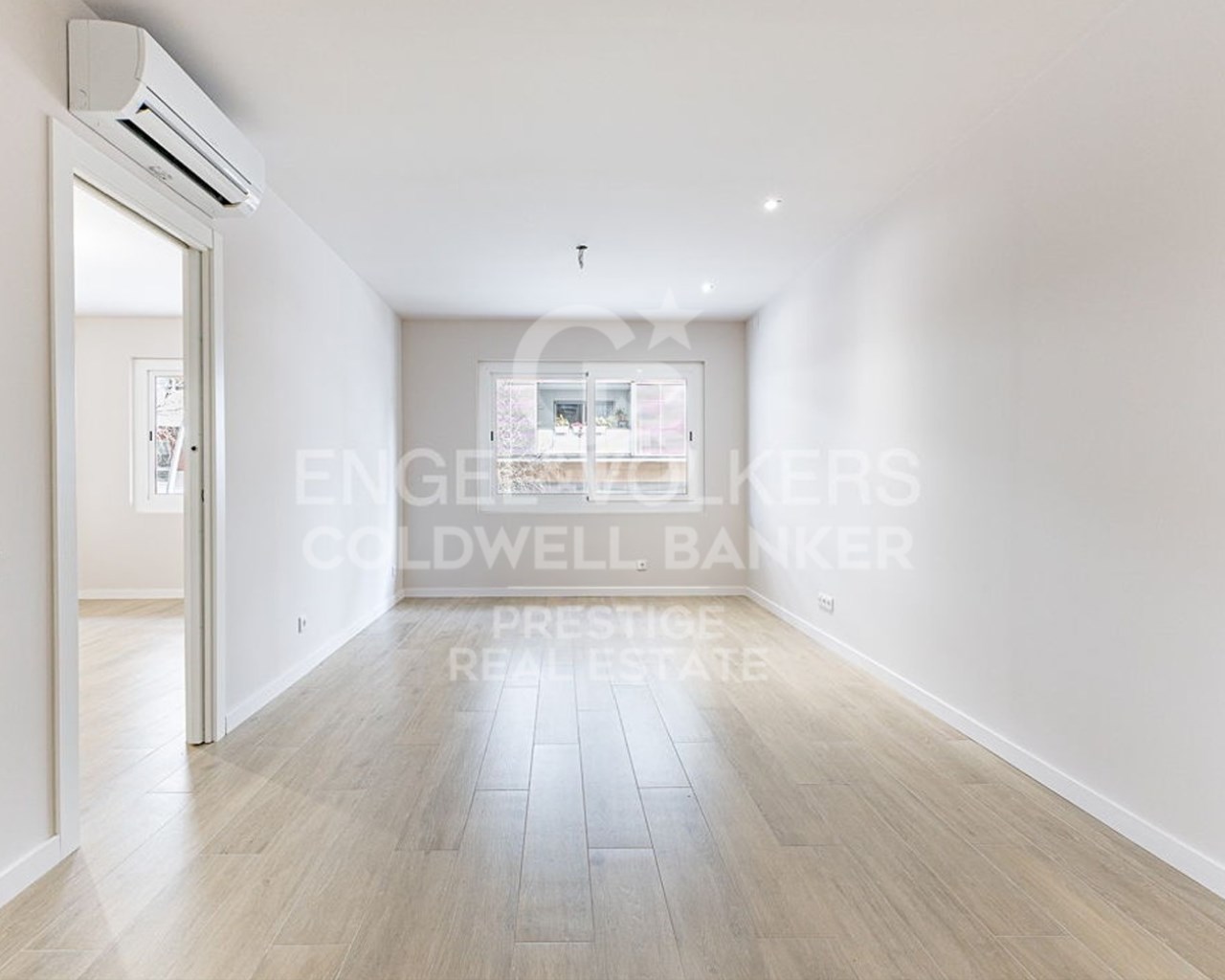 Barcelona, Catalonia, ES, 2 Bedrooms Bedrooms, ,2 BathroomsBathrooms,Residential,For Sale,1737328