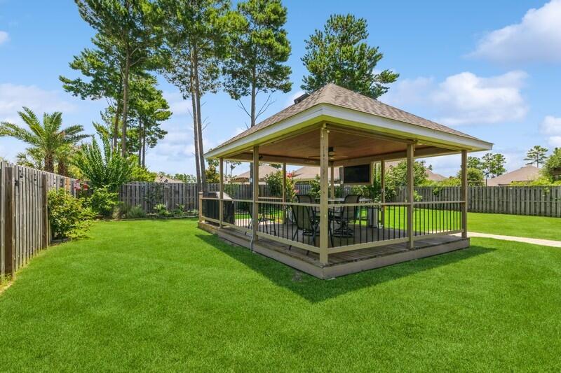 Freeport, Florida, 32439, United States, 4 Bedrooms Bedrooms, ,3 BathroomsBathrooms,Residential,For Sale,1876271