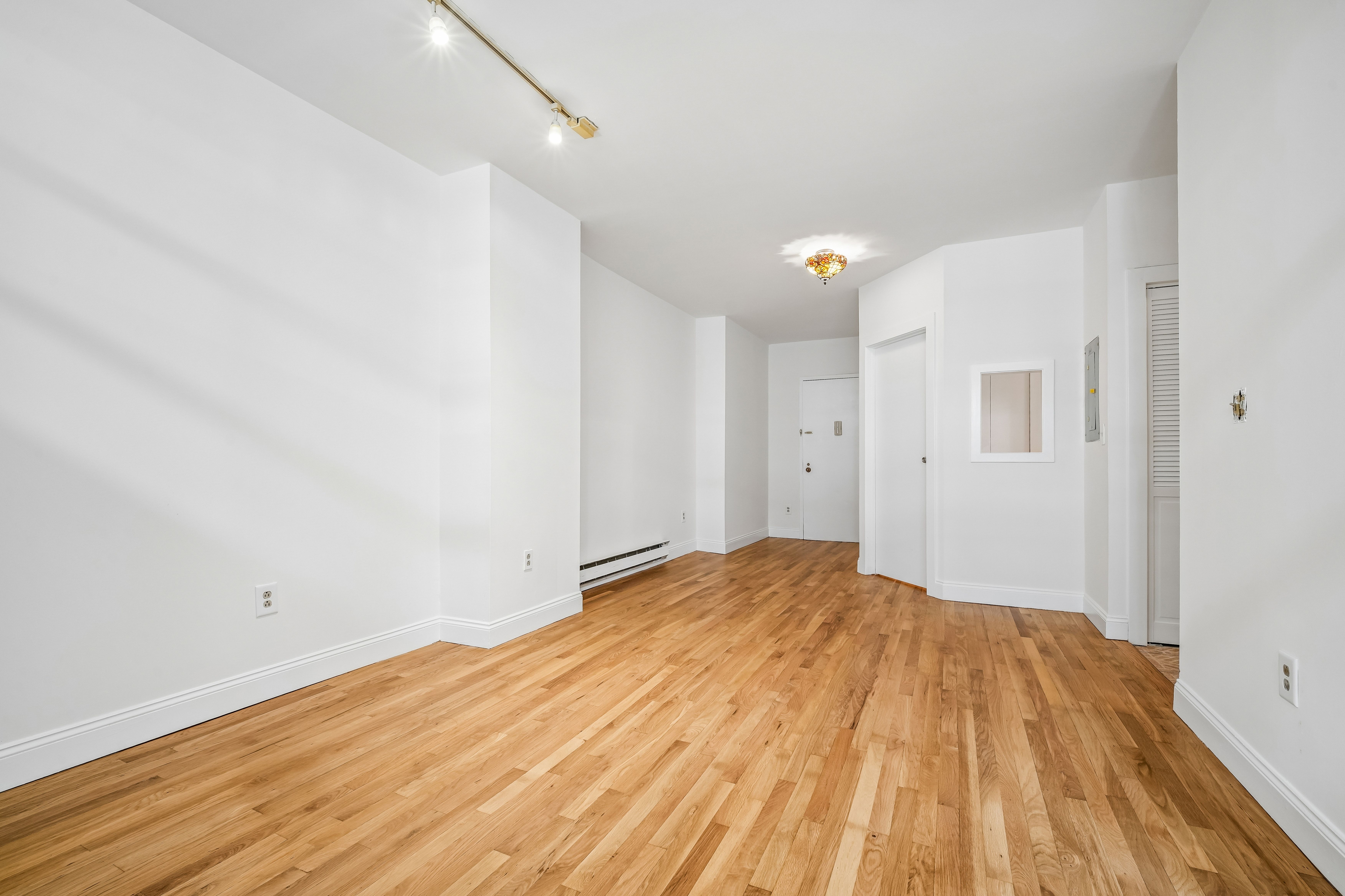  111 Mulberry Street, Newark, NJ 07102 - 物件實景