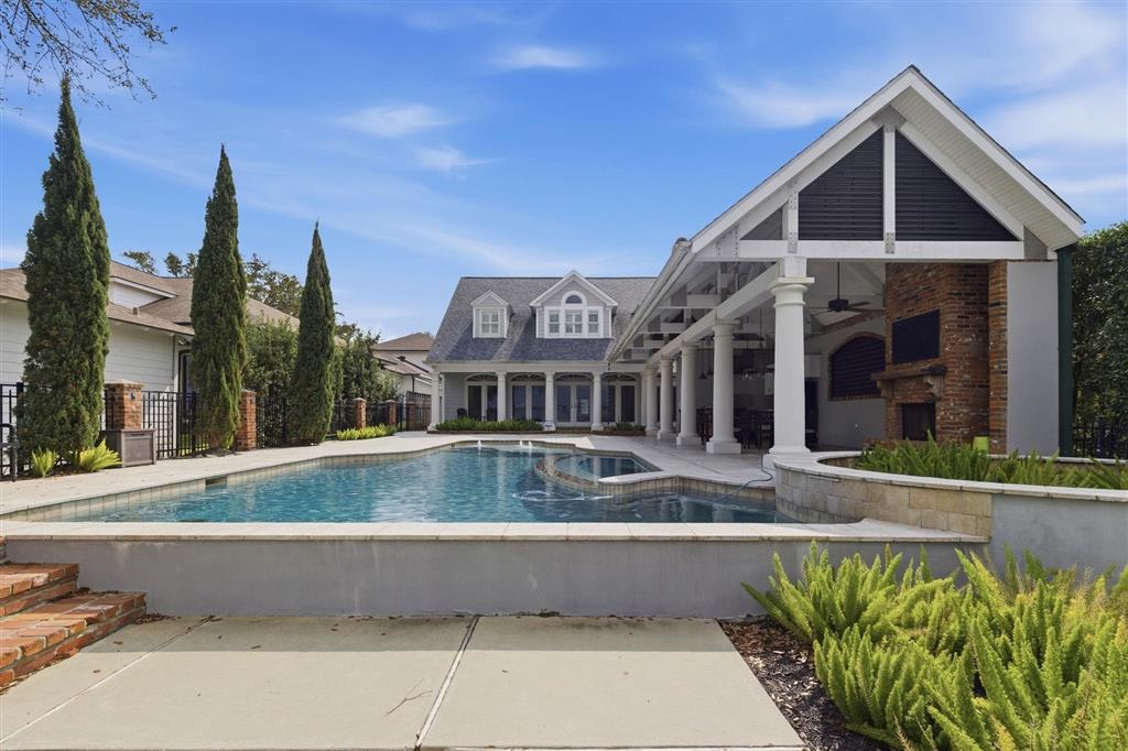 Lake Charles, Louisiana, 70605, United States, 4 Bedrooms Bedrooms, ,4 BathroomsBathrooms,Residential,For Sale,2033093
