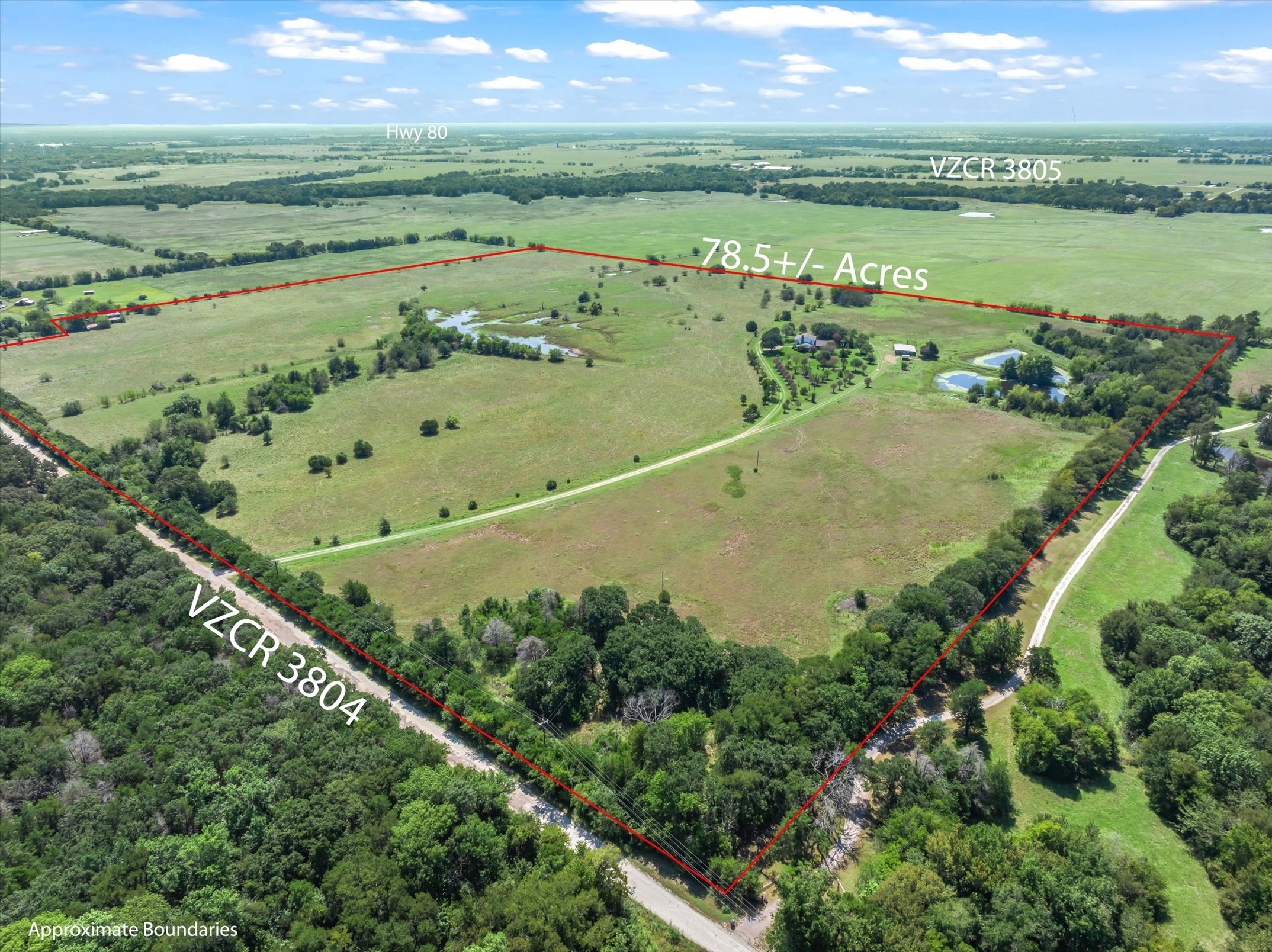 Wills Point, Texas, 75169, United States, 4 Bedrooms Bedrooms, ,3 BathroomsBathrooms,Residential,For Sale,1979230