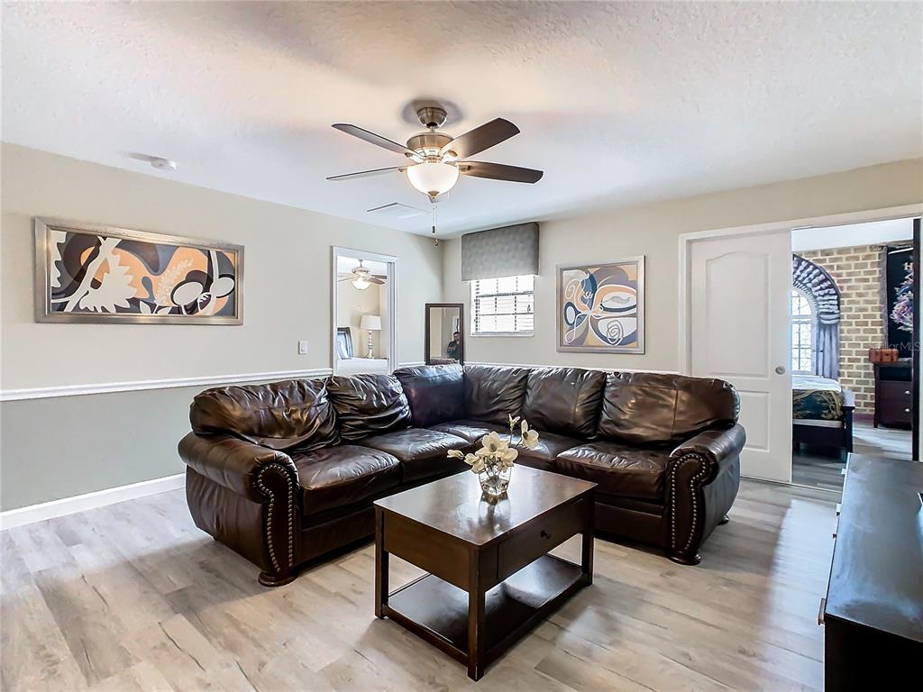 Davenport, Florida, 33896, United States, 8 Bedrooms Bedrooms, ,5 BathroomsBathrooms,Residential,For Sale,1827477