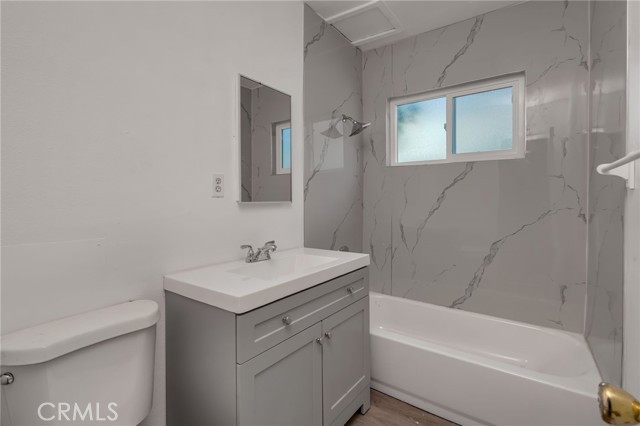 Bell Gardens, California, 90201, United States, 6 Bedrooms Bedrooms, ,Residential,For Sale,2009739