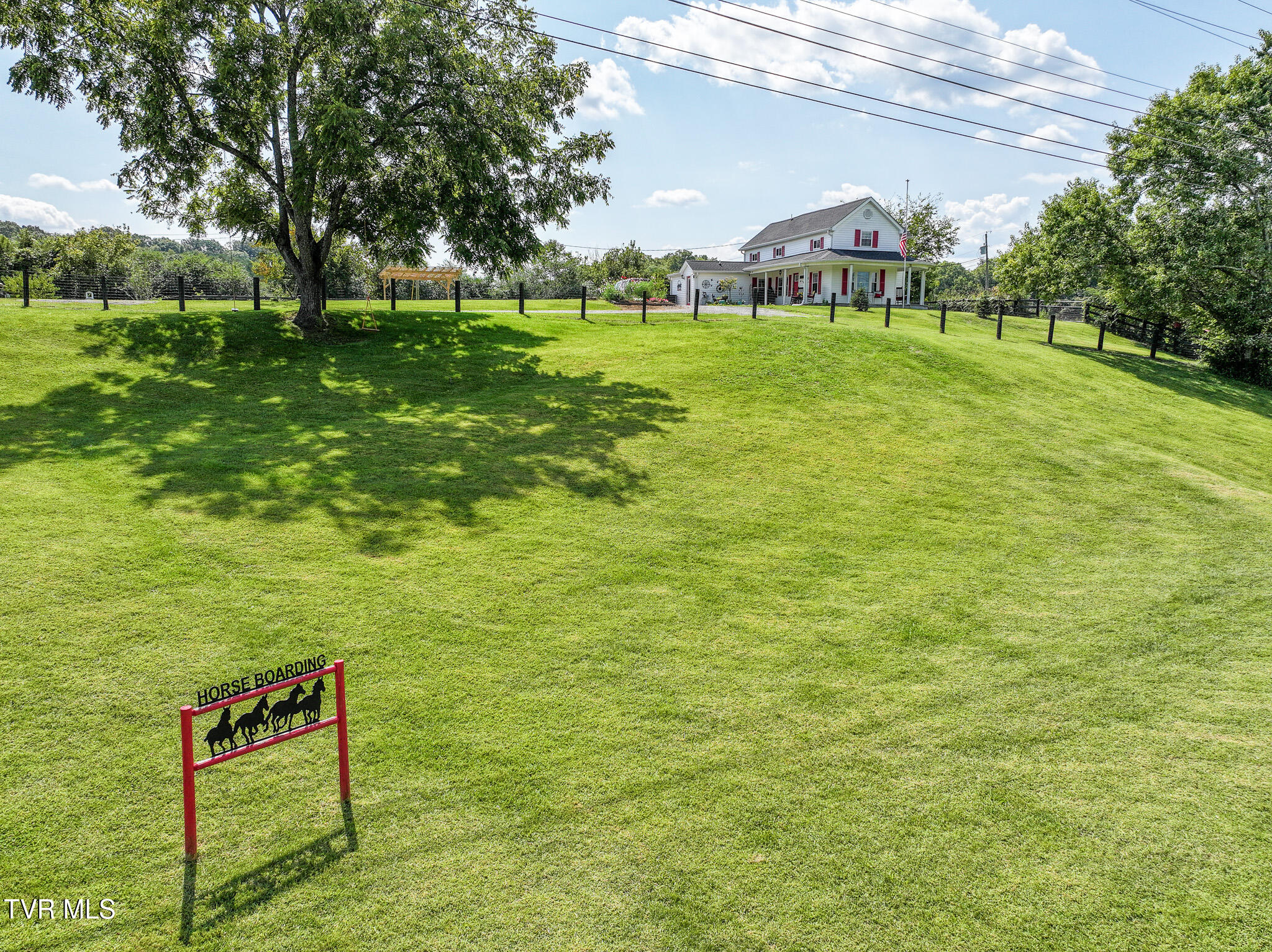 Greeneville, Tennessee, 37745, United States, 3 Bedrooms Bedrooms, ,3 BathroomsBathrooms,Residential,For Sale,2039547